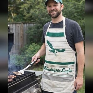 Philadelphia Eagles Vintage Style Apron Green White NFL Football Kitchen Grillin